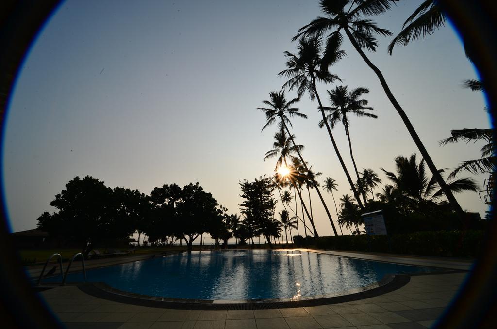 Hotel Laya Beach Wadduwa Exteriér fotografie